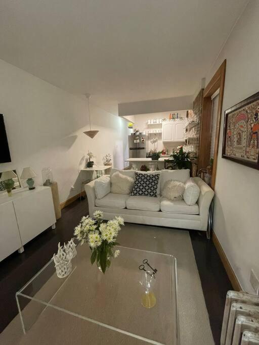 Stylish & Lovely 2 Bedroom Midtown Appartement